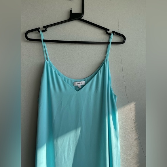 Aritzia Babaton Templeton V-Neck Pastel Blue Slip Midi Dress Size Medium - Picture 5 of 11